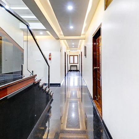 Capital O R R Residency Hotel Bangalore Luaran gambar