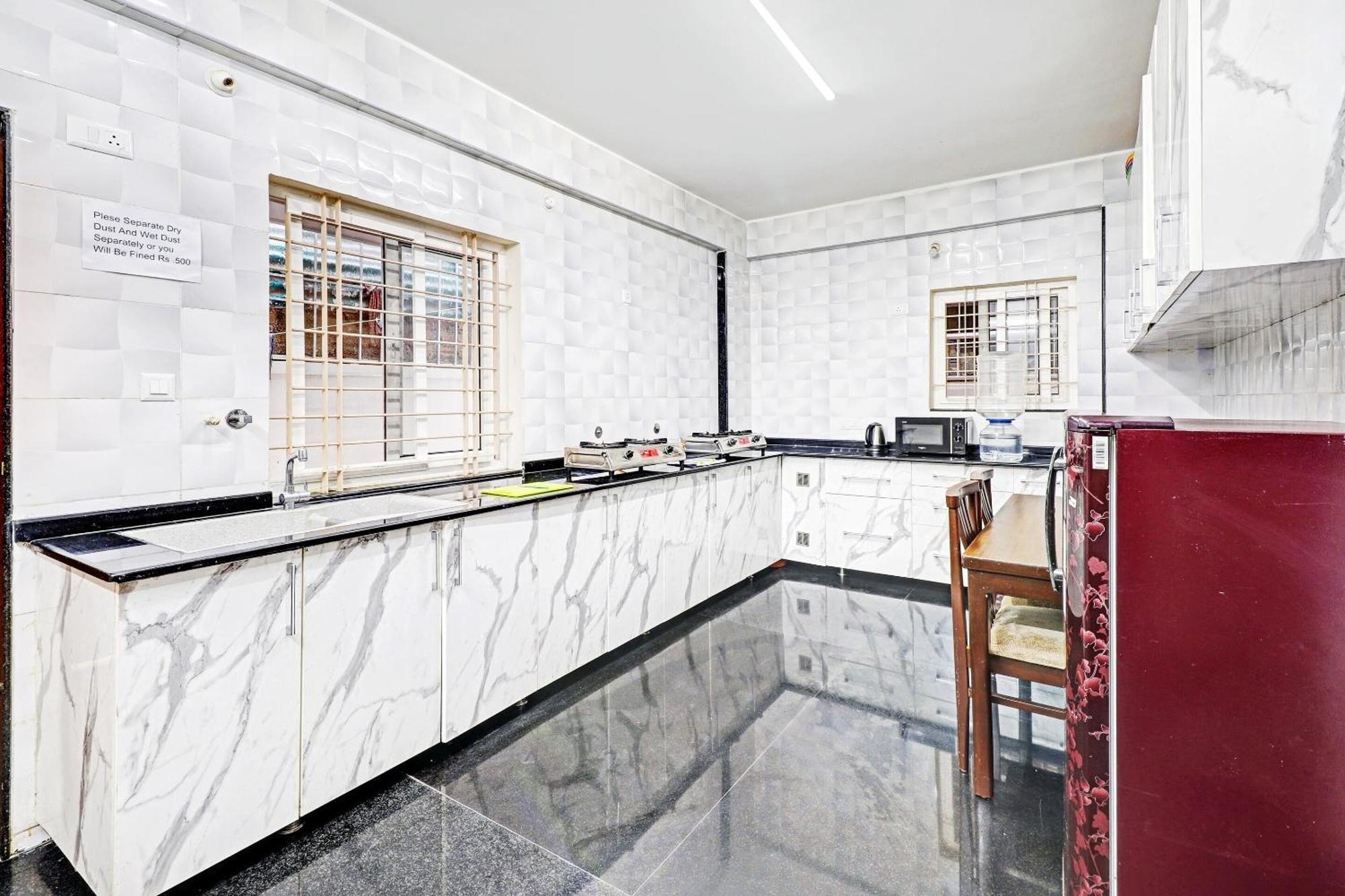 Capital O R R Residency Hotel Bangalore Luaran gambar