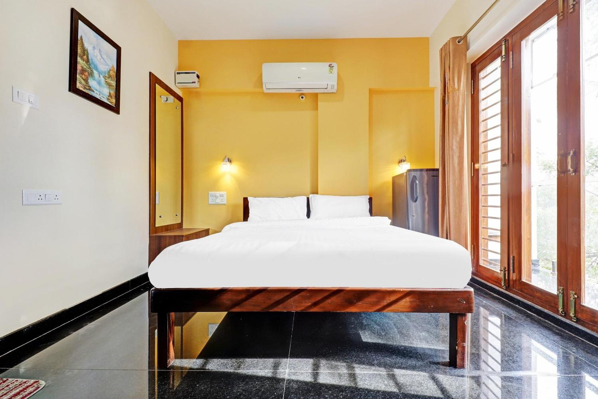Capital O R R Residency Hotel Bangalore Luaran gambar